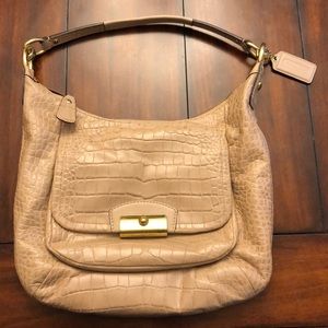 Coach hobo bag. Super cute!